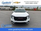 Used 2024 GMC Terrain SLE image 2