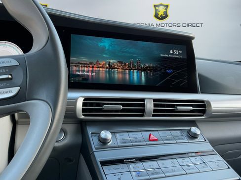 Used 2022 Hyundai Nexo Blue image 14