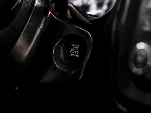 Used 2017 Jeep Renegade Altitude image 27