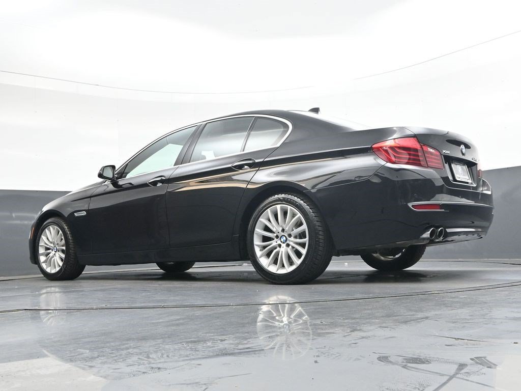 Used 2014 BMW 528i xDrive Sedan AWD/4WD image 30