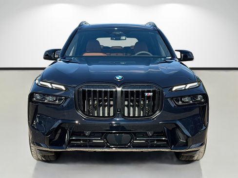 New 2026 BMW X7 M60i image 8