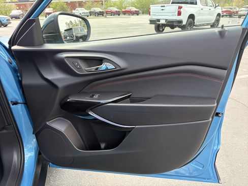 New 2026 Chevrolet Trax RS w/ Sunroof Package FWD image 14