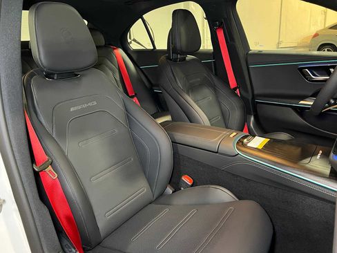 New 2026 Mercedes-Benz E 53 AMG e 4MATIC Sedan image 13