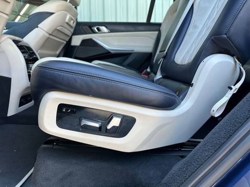 Used 2020 BMW X7 xDrive40i w/ M Sport Package image 35