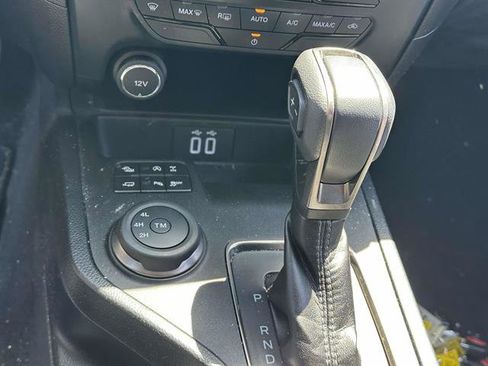 Used 2020 Ford Ranger XLT w/ Equipment Group 301A Mid AWD/4WD image 21