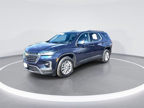 Certified 2023 Chevrolet Traverse LT image 4