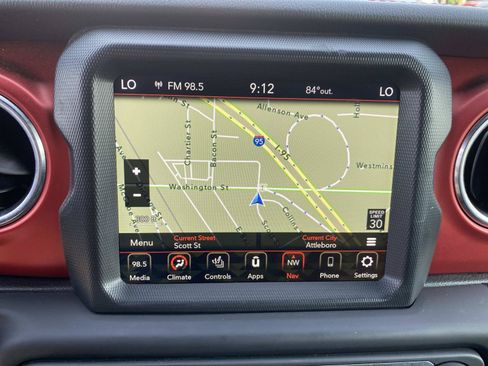 Used 2021 Jeep Wrangler Unlimited Rubicon AWD/4WD image 13