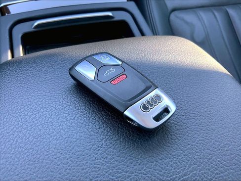 Used 2018 Audi Q5 2.0T Premium Plus w/ Premium Plus Package image 15