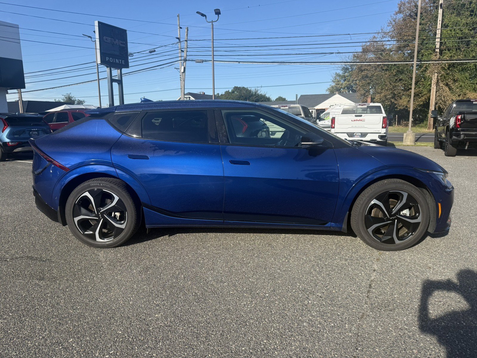 Used 2023 Kia EV6 GT-Line w/ GT-Line Suede Seat Package AWD/4WD image 2