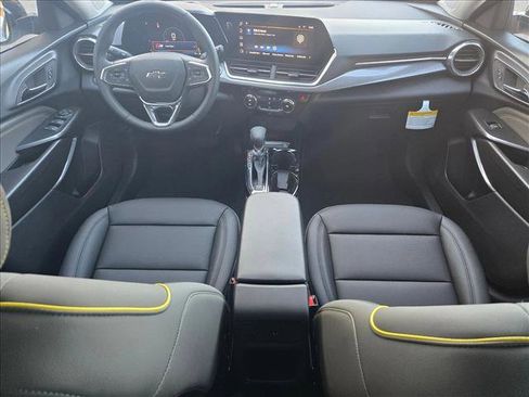 New 2026 Chevrolet Trax ACTIV w/ Sunroof Package image 16