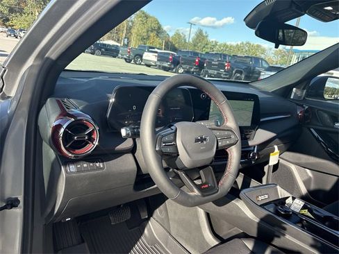 New 2026 Chevrolet Equinox RS w/ LPO, Floor Liner Package image 10