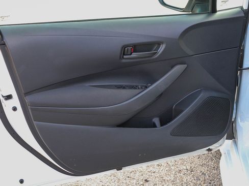 Used 2024 Toyota Corolla LE image 20