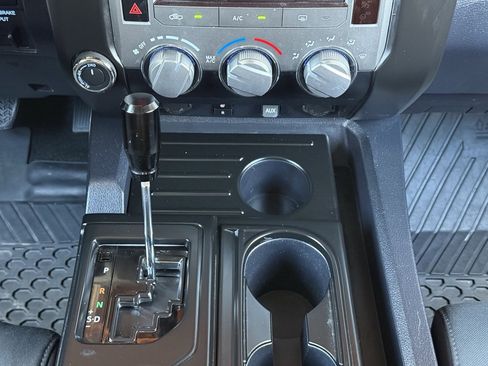 Used 2018 Toyota Tundra SR5 image 15