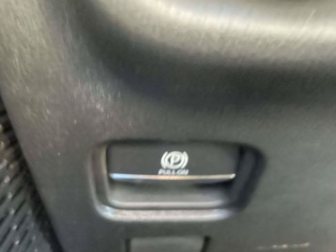 Certified 2023 Jeep Grand Cherokee Altitude AWD/4WD image 28