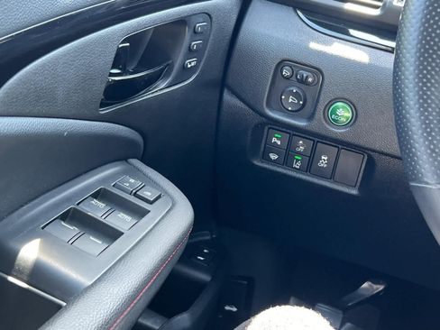 Used 2024 Honda Passport Black Edition image 23