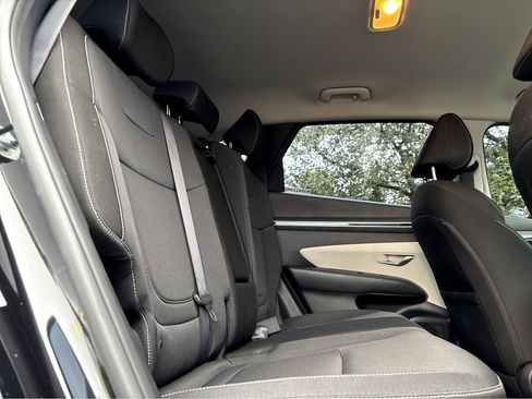 Used 2022 Hyundai Tucson SE image 20