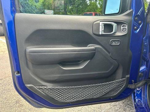 Used 2019 Jeep Wrangler Unlimited Sport S AWD/4WD image 33