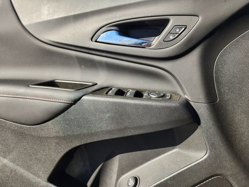 Used 2024 Chevrolet Equinox RS w/ RS Leather Package image 25