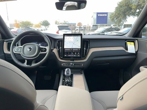 New 2026 Volvo XC60 B5 Core image 17
