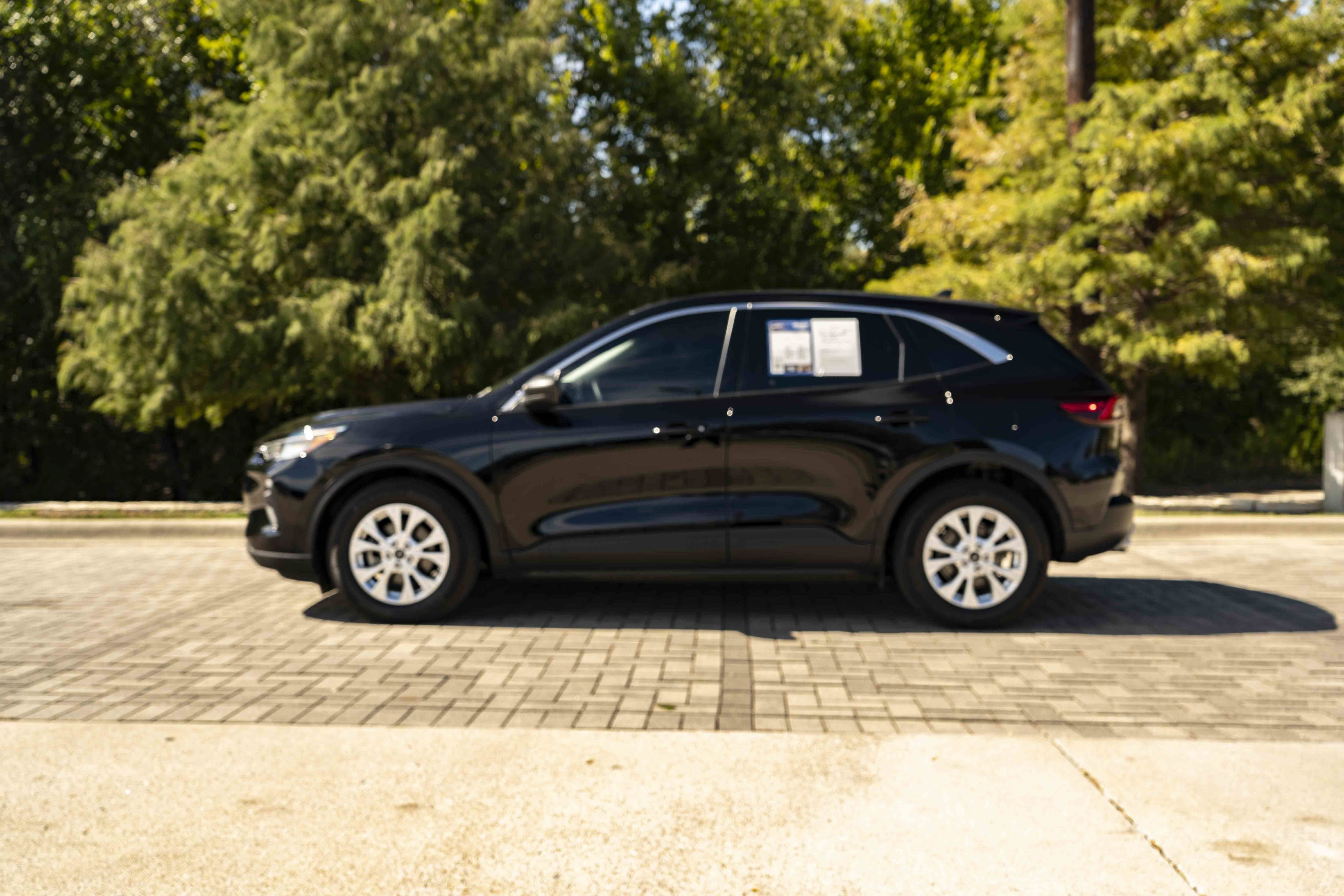Used 2023 Ford Escape Active FWD image 5