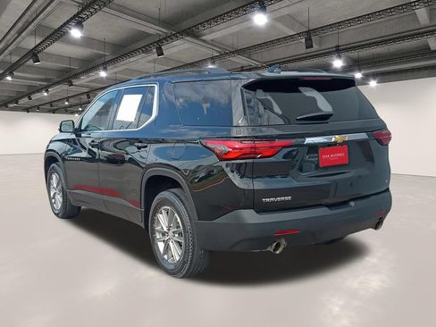 Used 2023 Chevrolet Traverse LT FWD image 14