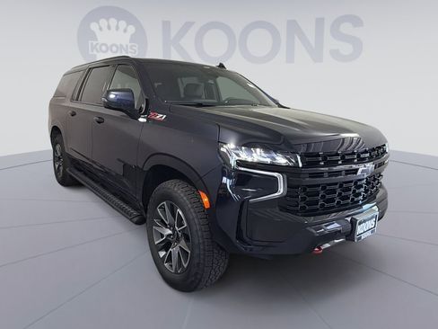 Used 2024 Chevrolet Suburban Z71 w/ Luxury Package image 10