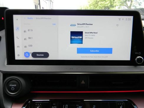 Used 2024 Toyota Prius Prime FWD image 14