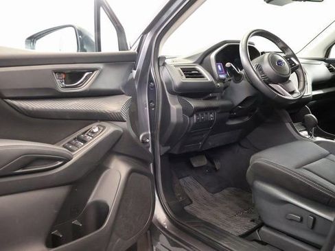 Used 2024 Subaru Ascent Premium w/ Convenience Package image 11