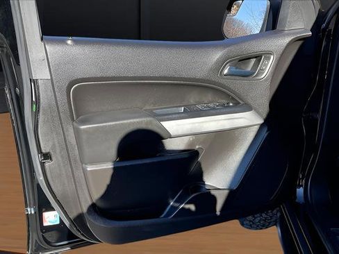 Used 2017 Chevrolet Colorado ZR2 w/ LPO, Premium Interior Package image 26