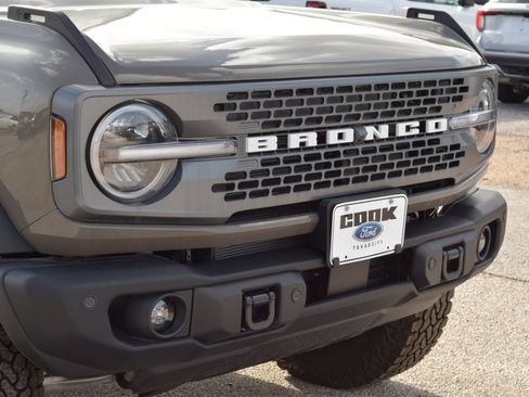 New 2026 Ford Bronco Badlands AWD/4WD image 25