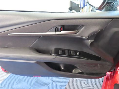 Used 2025 Toyota Camry LE FWD image 16