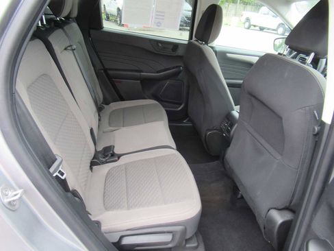 Used 2022 Ford Escape SE w/ SE Sport Appearance Package AWD/4WD image 21