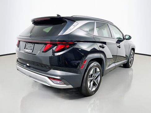 Used 2025 Hyundai Tucson SEL FWD image 4