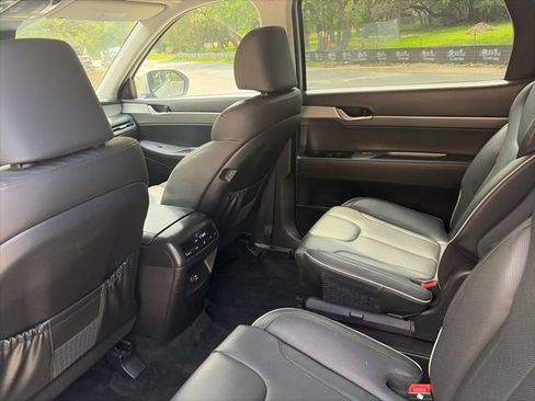 Used 2024 Hyundai Palisade SEL FWD image 8