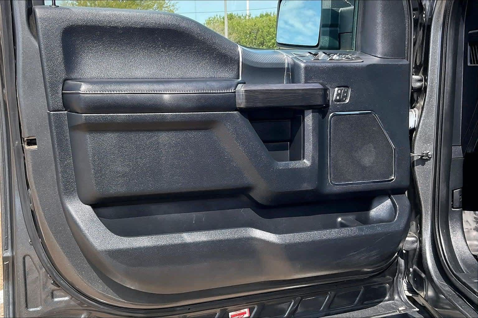 Used 2020 Ford F150 Lariat AWD/4WD image 26