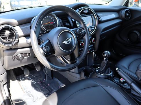 Used 2016 MINI Cooper 2-Door Hardtop image 14