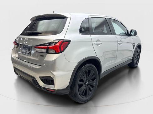 Used 2021 Mitsubishi Outlander Sport Black Edition FWD image 6