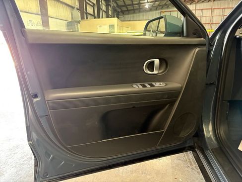 Used 2023 Hyundai Ioniq 5 SE w/ Cargo Package image 15