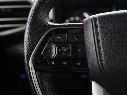 Used 2022 Toyota Tundra SR5 AWD/4WD image 24