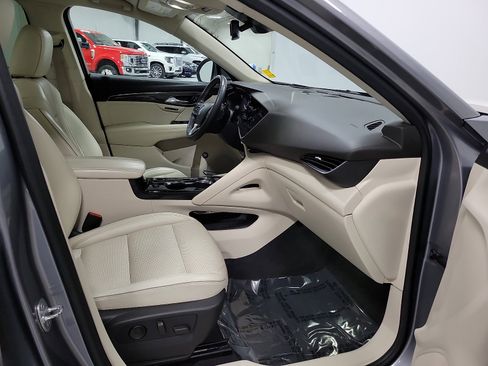 Used 2022 Buick Envision Essence w/ Technology Package I image 15