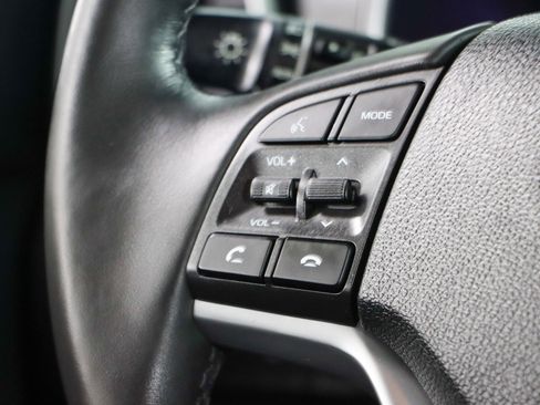 Used 2021 Hyundai Tucson Limited image 13