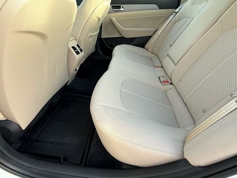 Used 2019 Hyundai Sonata SEL w/ Tech Package 02 image 13