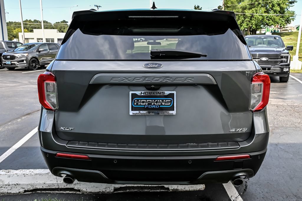 Certified 2024 Ford Explorer XLT w/ Equipment Group 202A AWD/4WD image 7