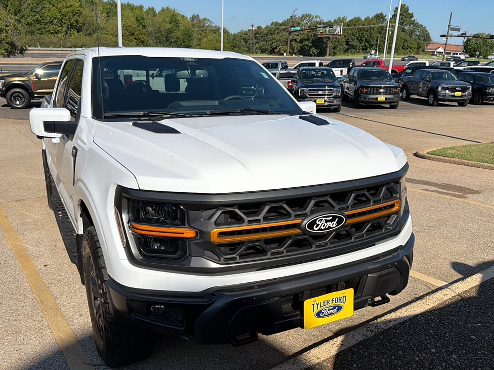 Used 2026 Ford F150 Tremor w/ Equipment Group 402A High AWD/4WD image 4