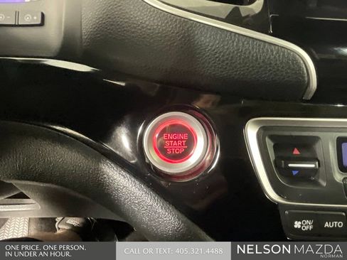 Used 2020 Honda Pilot Elite image 38