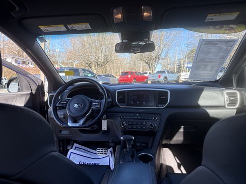 Used 2020 Kia Sportage S image 35