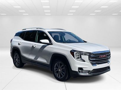 Used 2023 GMC Terrain SLT