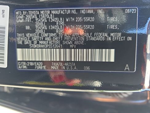 Used 2023 Toyota Highlander XSE FWD image 36