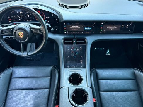 Used 2022 Porsche Taycan 4S image 14