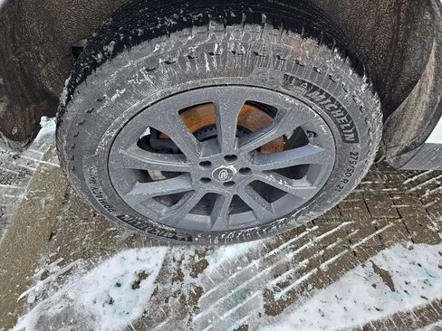 Used 2023 Land Rover Range Rover Sport SE image 12